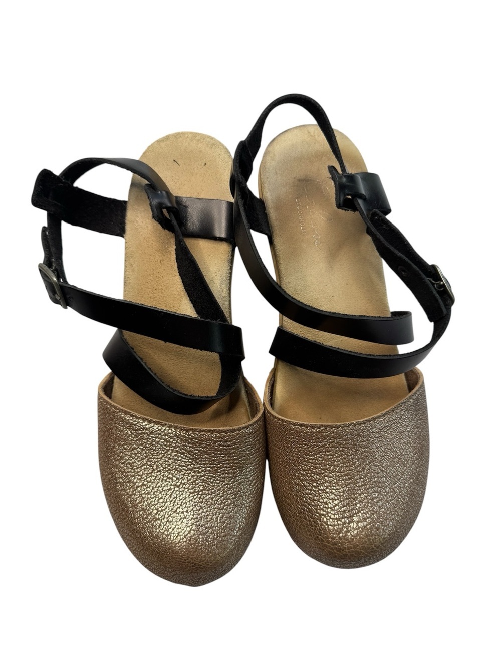Calou Stockholm Tilda Clog  Black Strap with Metallic Gold Toe Size 38